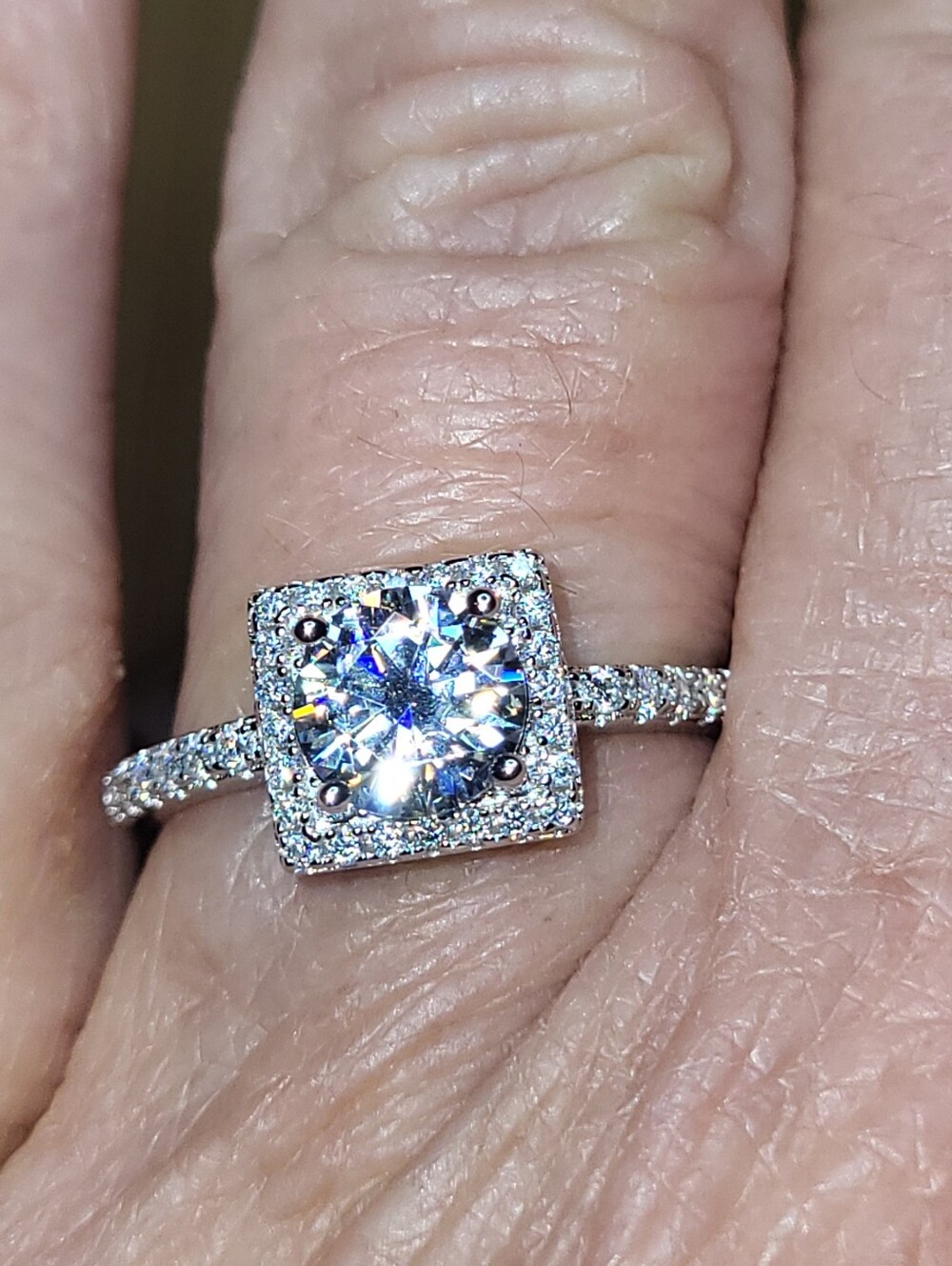 1.23CTW Moissanite Halo Solitaire Ring in 925 Sterling Silver Band - Sz7
